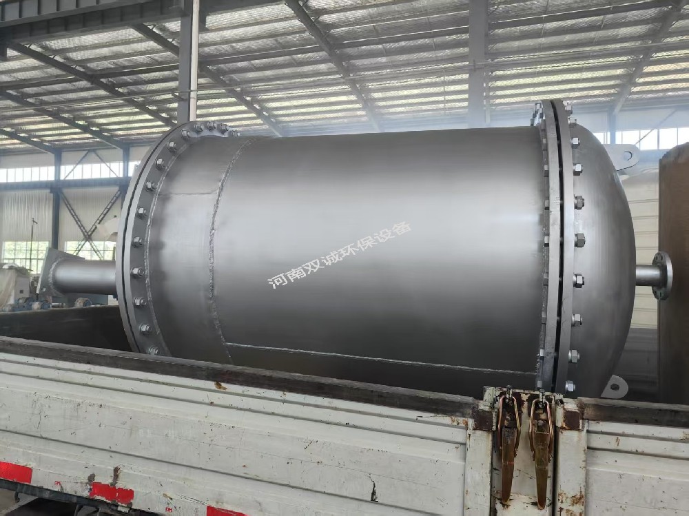 2025.04.23-濮陽市某化工有限公司列板換熱器KLC0.5-60發貨