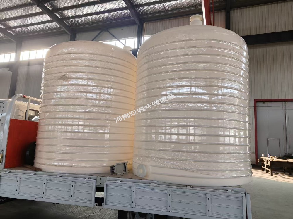 2025.11.25-礫維（新鄉）紡織有限公司聚乙烯儲罐、PE儲罐發貨